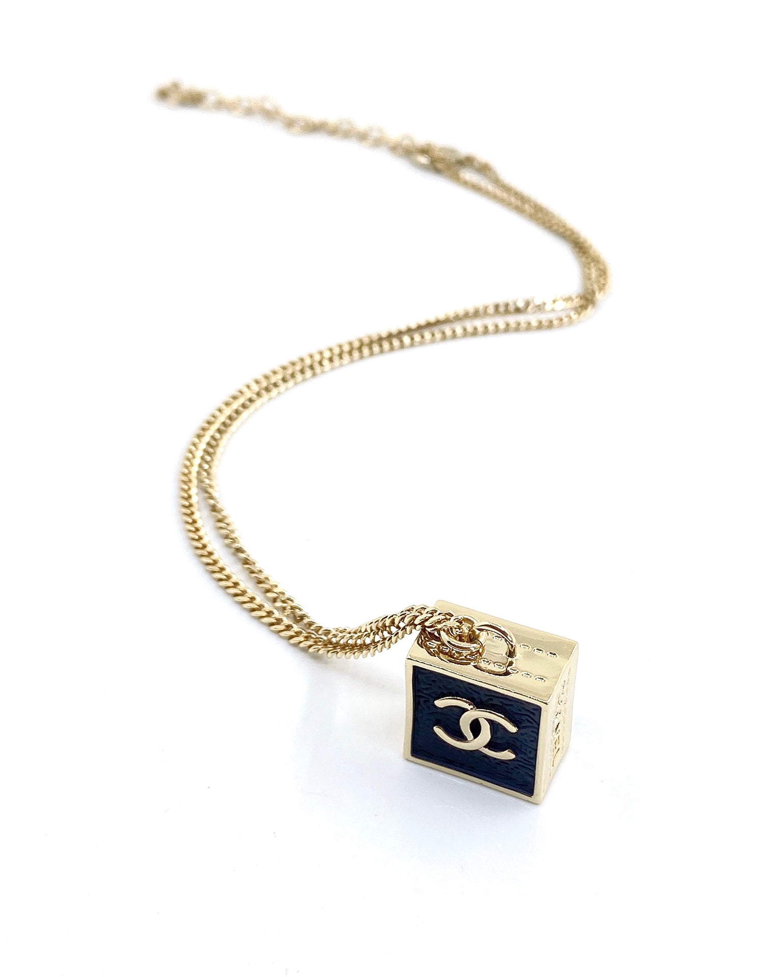 18K  Chanel Square Pendant Necklace