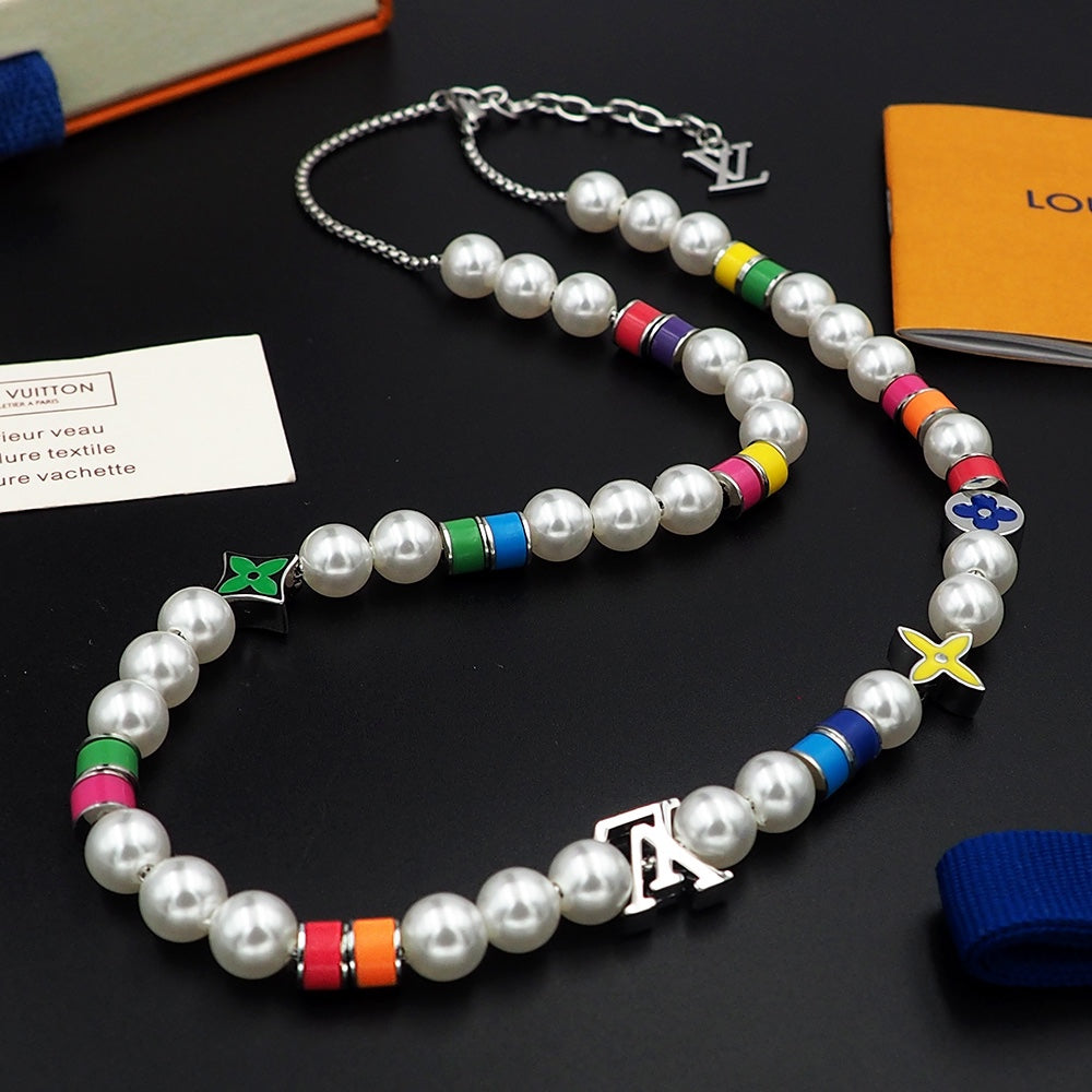 18K Louis Vuitton MNG Pearls Party Necklace