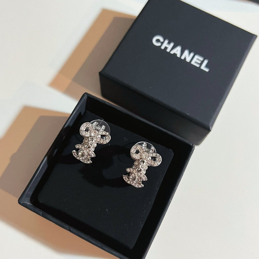 18K  Chanel Diamond Pendant Earrings