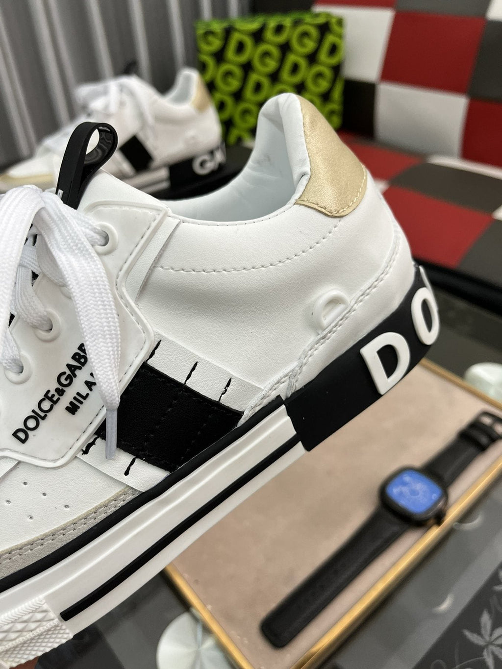 Dolce & Gabbana White, Cream & Black Lace-Up Sneakers — detail