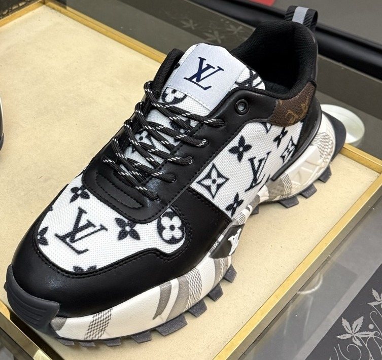 Louis Vuitton Graphic-Pattern Chunky Sneakers — front