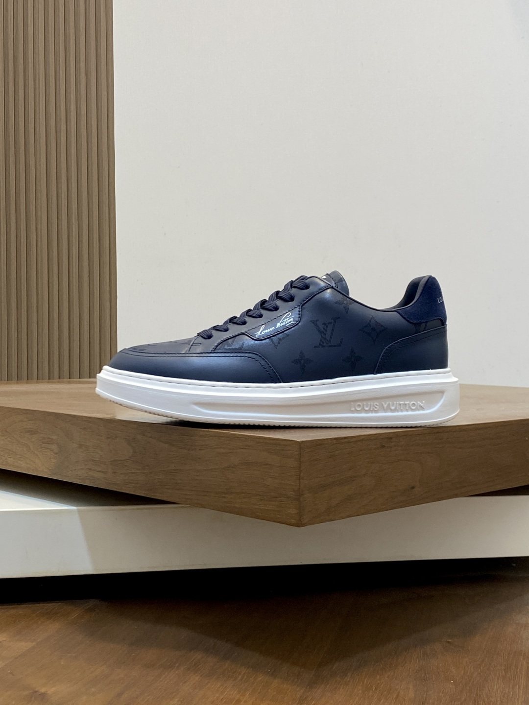 Louis Vuitton Patterned Low-Top Sneakers — side