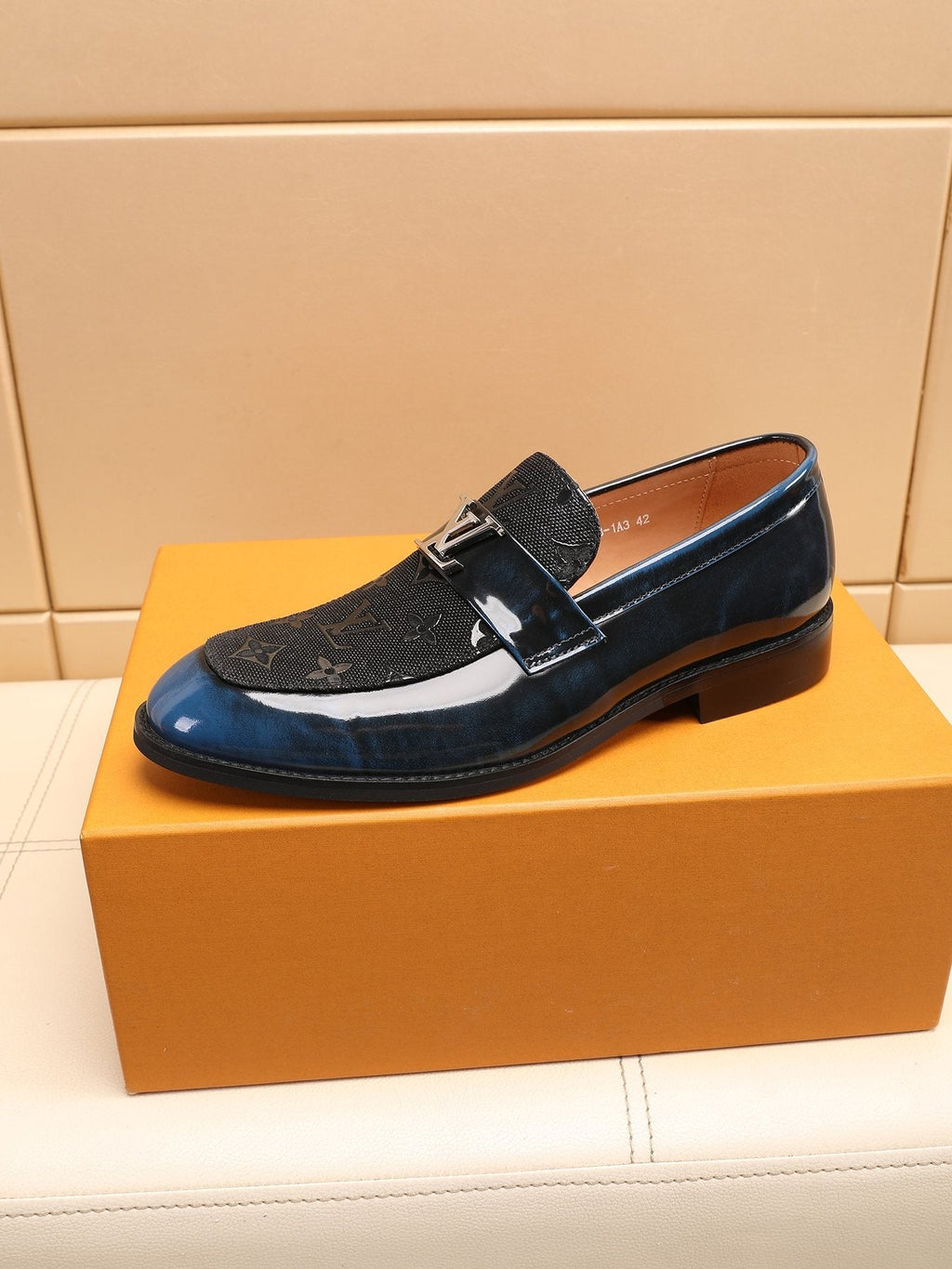 Louis Vuitton Patterned Vamp Loafers — side
