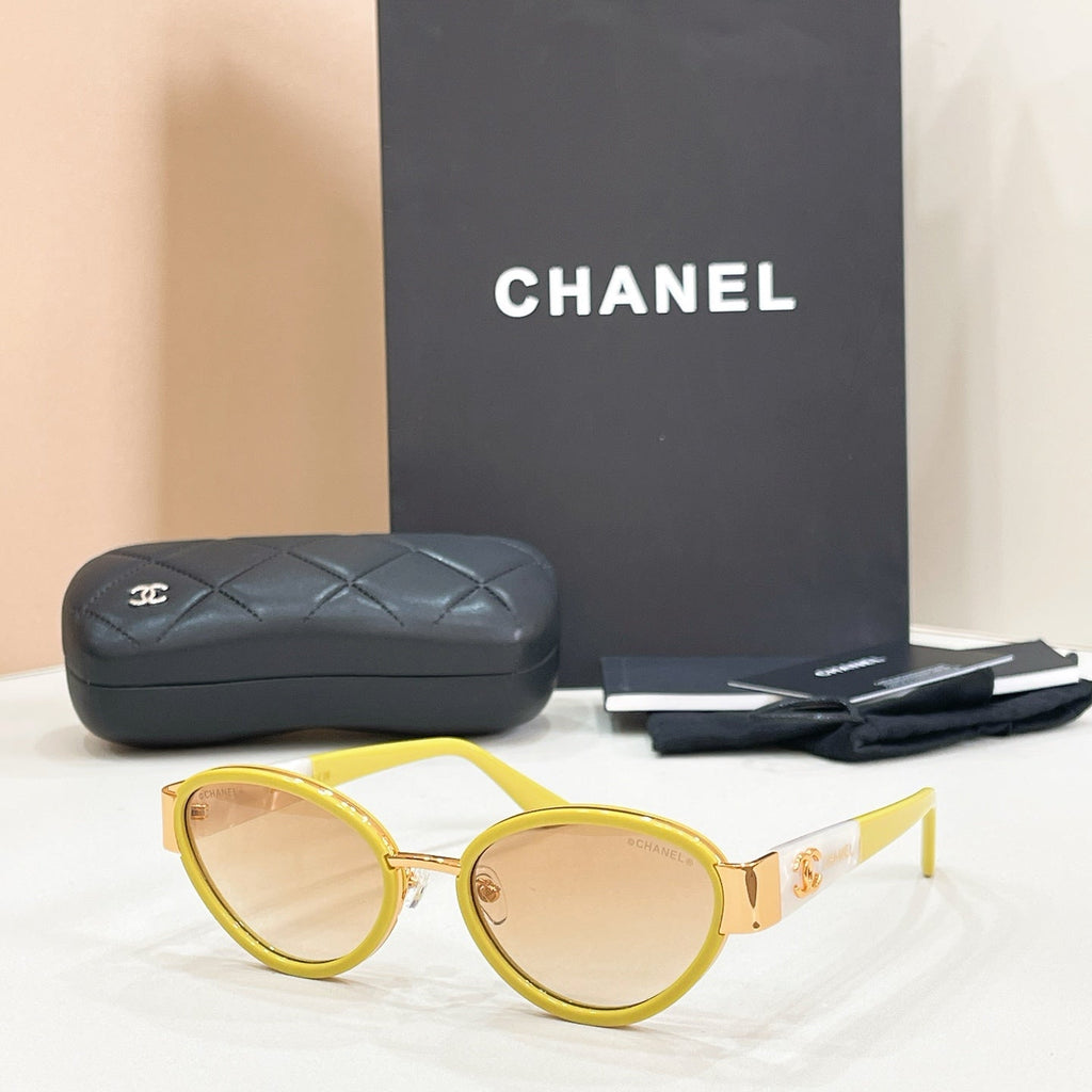 CHANEL Sunglasses-A72090