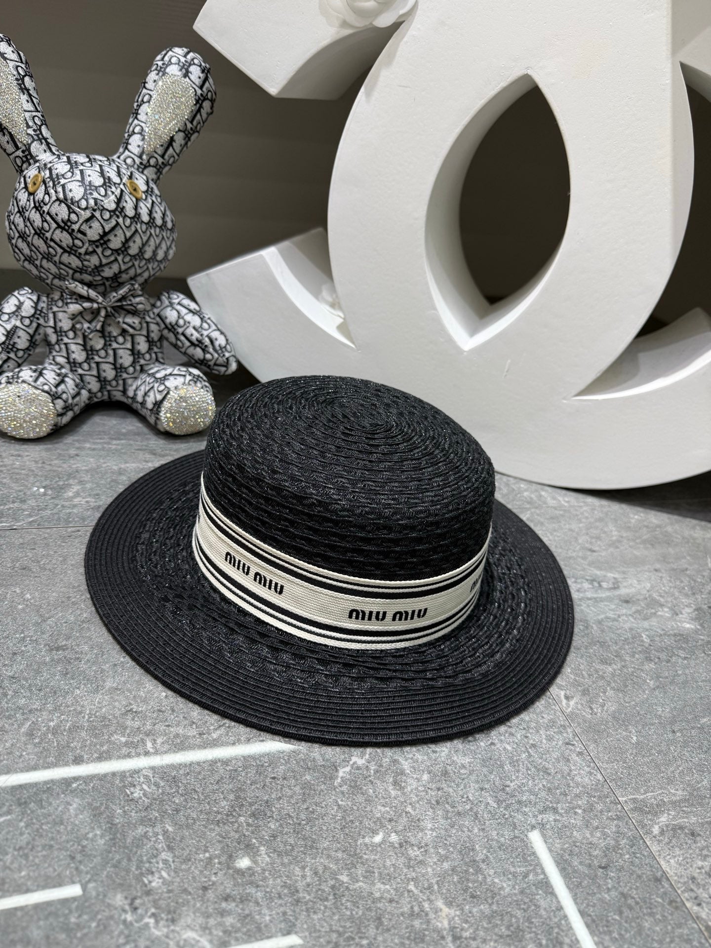 MIU MIU Flat-Top Baseball Cap