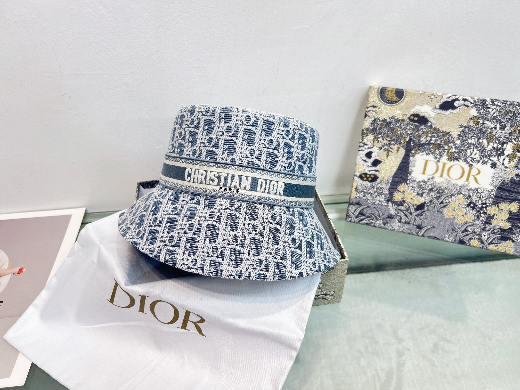 DIOR Oblique Bucket Hat