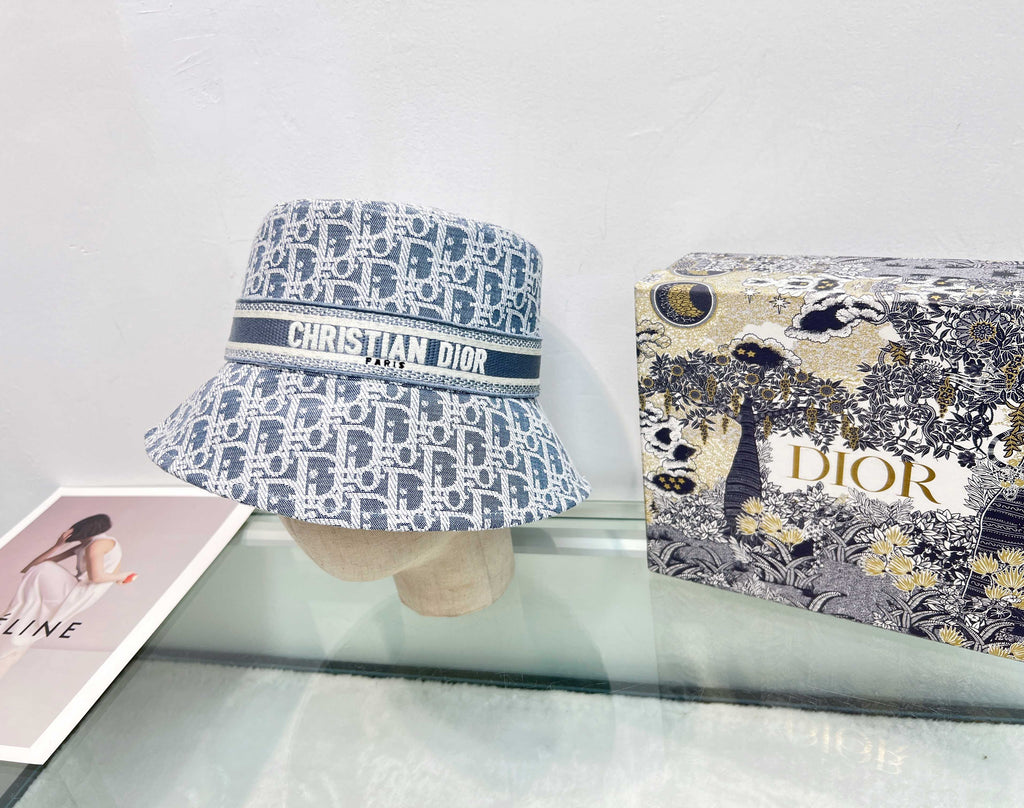 DIOR Oblique Bucket Hat